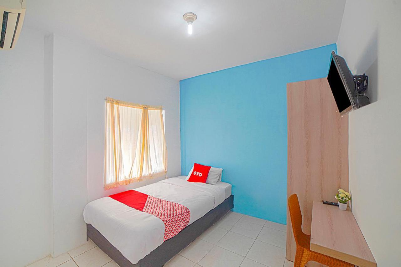 מדאן Oyo 90637 Rumah Ni Karo מראה חיצוני תמונה